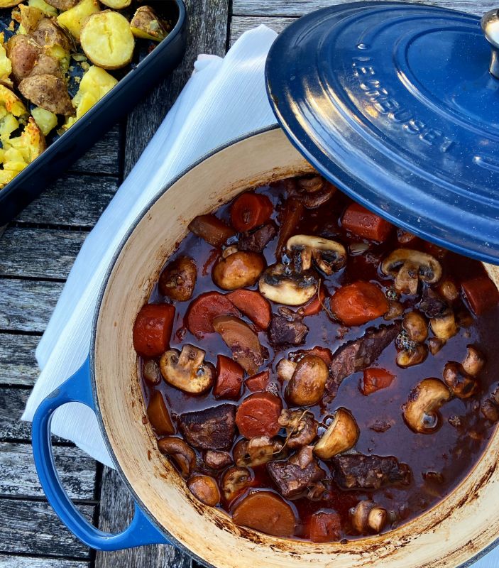 Boeuf Bourguignon met krokante aardappelen